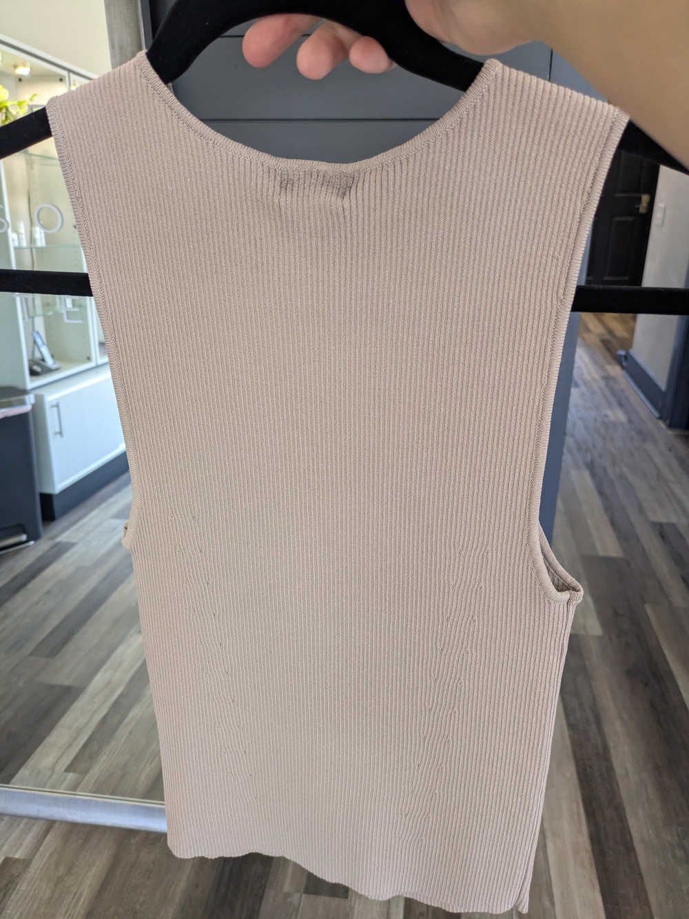 Weekend- Los Angeles Ribbed Knit Tank - Picture 3 of 3